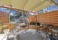 Ice, Ice baby…New AC.  Luxury, Spa Bathroom, Movie Room, High-End Design - 4 estrellas
