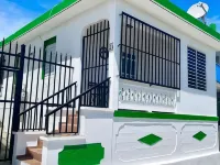 Casa Emerald, by the beach. Hotels in Luquillo