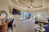 Gulf Access Canal - Heated Pool & 2 Spas - Theatre  - Rooftop Overlook Firepit - 5-Star