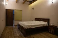 สุลต่านปูร์ รีสอร์ต - รีสอร์ท