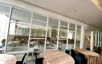 Grand Bunda Hotel Syariah Bukittinggi - バルコニー
