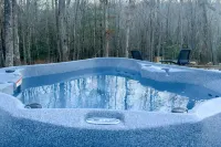 Exclusive Couples Getaway with Romantic Amenities, Private & Beautiful A-Frame - 4-Star