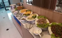 Siri Hotel Lumphun - breakfast