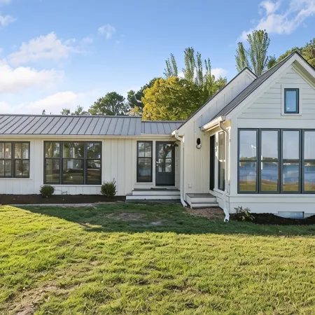 Charming Waterfront Cottage Retreat near St. Michaels