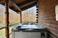 Cabin In Hocking Hills! Pet Friendly, Hot Tub, Secluded. - シャレー
