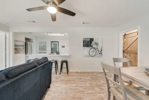 WALK TO THE STADIUM from STADIUM CIRCLE DR, a cozy 3-bedroom house in Arlington - 4-Star