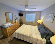 Newly Renovated 3br retreat at Northern Bay! - Homestays