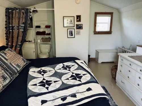 Private Stay in the Countryside Between Olney and Newcastle Texas - 3-Star