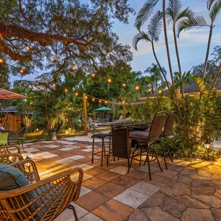 Salty Lime Villa 2-Riverview w/Pool on Riverwalk, Near Ami Beaches, Pet Friendly