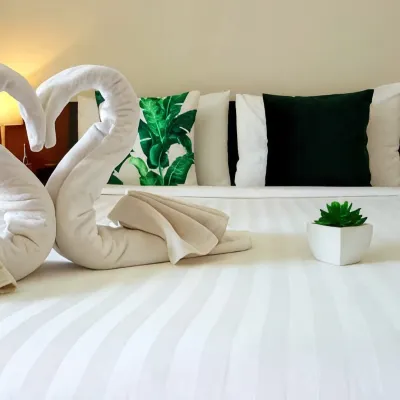 B.R.S. at Hotel Baanbumrungsuk โรงแรมใกล้สนามกีฬากลางจังหวัดชุมพร
