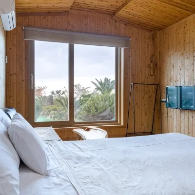 Jeju Glory Hill Pension & Guest House Hotels near Soesokkak
