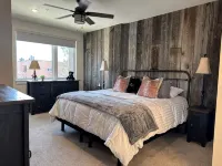 Luxury Condo: Walk to Dillon Amphitheater Concerts & Lake Dillon Marina - breakfast
