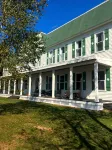 Historic Birch Lodge and Motel - 3-Star