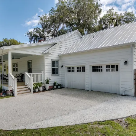 PREMIER Landmark Home Located in Old Town Bluffton