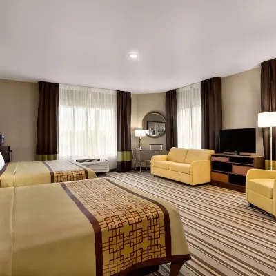 Super 8 by Wyndham Hershey Chocolate Avenue Hotels near Zoo America