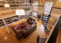 Firehouse Library Apartment - Holiday Apartments