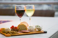 Bay Club Hotel and Marina - sul mare