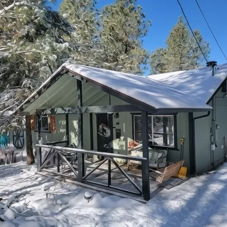A/C! Cabin in Strawberry Cool for Summer. Warm for Winter, Elk, and Relax.