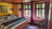 Little River Guest House - Parkplatz