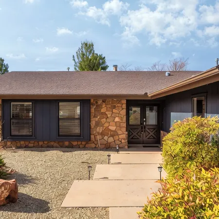 Luxurious 5br Retreat w/ Heated Pool + Stunning Views!