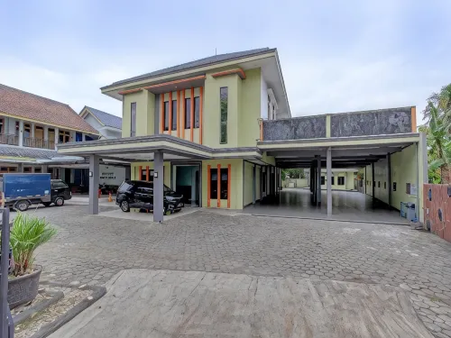 Oyo 91748 Wisma Pkpri Purworejo - 2-Star