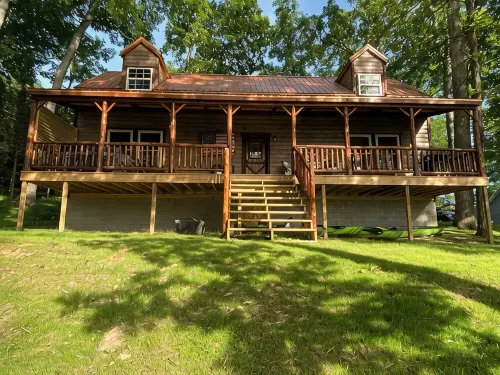 Brand New Lakefront Cabin with hot tub close to Ark Encounter - Alphydda