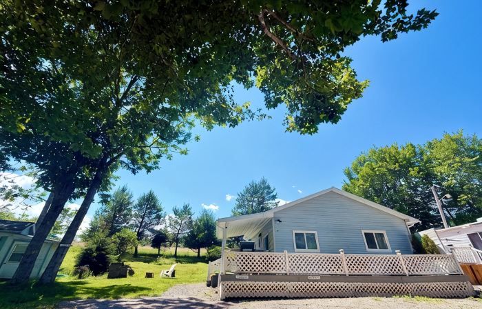 Lake Mushamush Cottage!