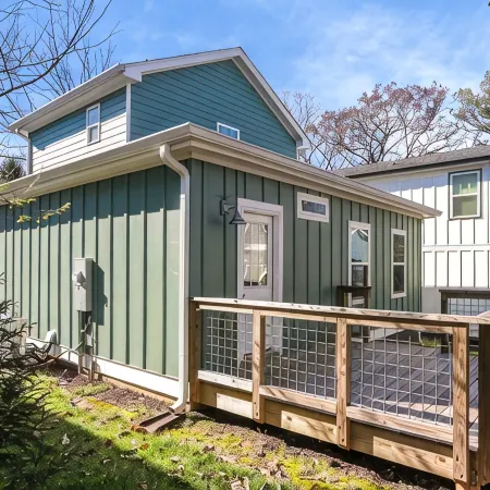The Westchester - A modern bungalow 9-minute walk to downtown Ball Ground