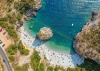 Escape to Kalamata's Old City, Your Urban Oasis - 2 Sao