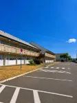 Campanile Orleans Nord - Saran - Parking