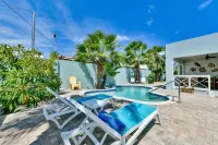 Palm Trees, Private Pool, Fabulous Beaches. - Villas