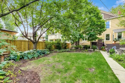4-bedroom townhome in Frank Lloyd Wright District-FREE PARKING, Patio, Yard - 3 tähden