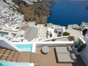 Olia Villas & Suites