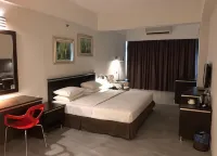 Ritz Garden Hotel - 3-Star