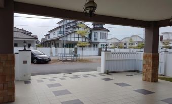 Sitiawan Homestay Entire Semi D Home