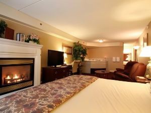 Fireside Inn & Suites West Lebanon