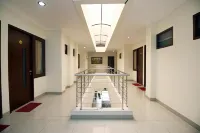 RedDoorz Plus Syariah Near Cirebon Super Block Mall 2 Hotels in Kesambi