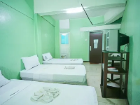 โรงแรมจีวี ดิโปล็อกซิตี้ โรงแรมในดีโปโลก