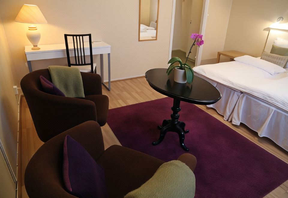 Vingåker Hotell - Housity