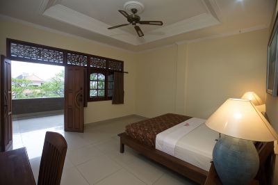 Double Room with Private Bathroom