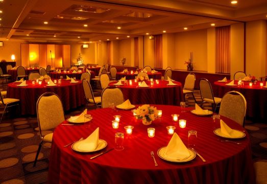 1. 네스트 호텔 삿..