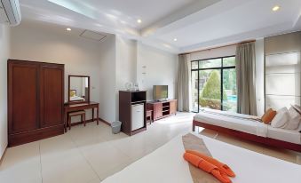 Nattha Waree Hot Spring Resort and Spa