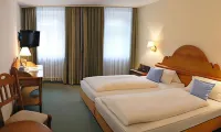 Hotel Lamm Hotels in Helmstadt