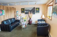 Big Horn Lodge Hotels in Grand Lake