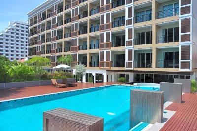 August Suites Hotels near Pattaya Beach