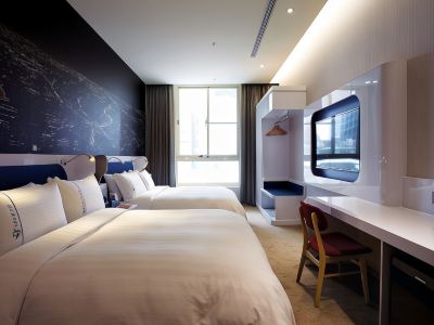 Airline Inn Taichung Green Park Way