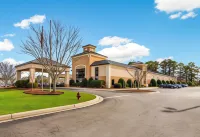 Clarion Pointe New Bern