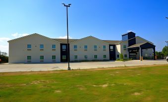 Americas Best Value Inn and Suites Prairieville