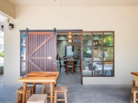 เพียว ภูเก็ต เรสซิเดนซ์ โรงแรมในภูเก็ต