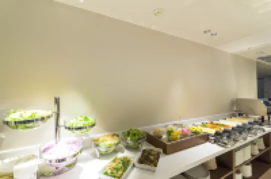 โรงแรมเบสท์เวสเทิร์นพลัส ฟีโน โอซาก้า คิตะฮามา